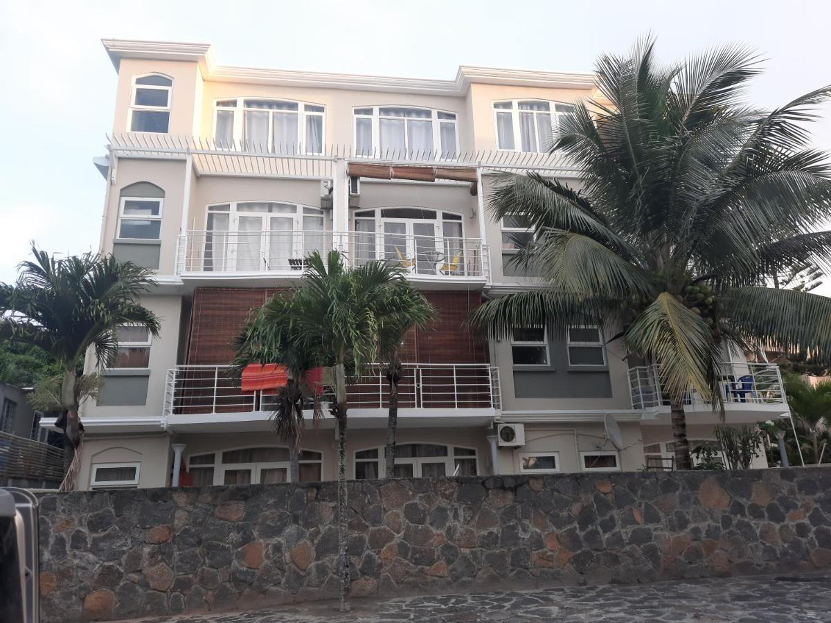 Ocean Drive Studio, Next To The Beach Grand-Baie Exterior photo