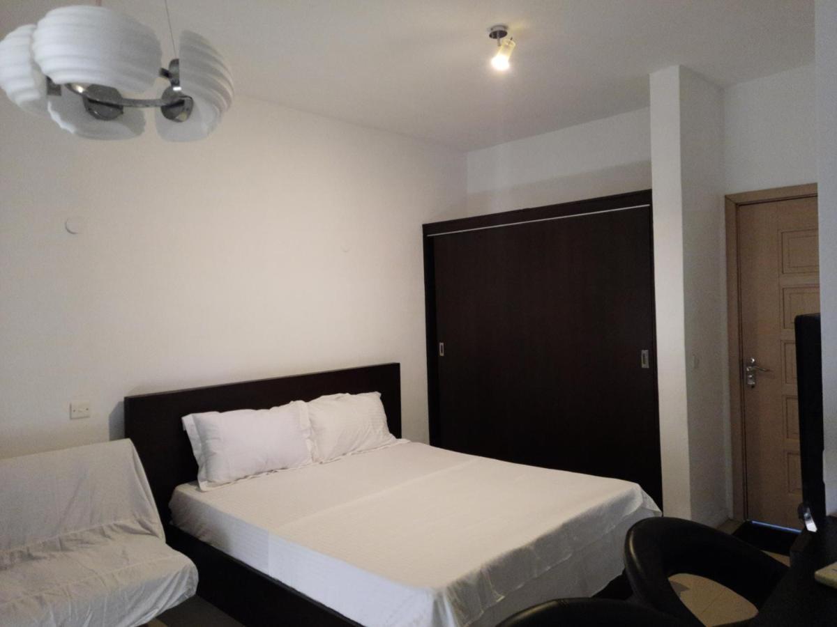 Ocean Drive Studio, Next To The Beach Grand-Baie Exterior photo
